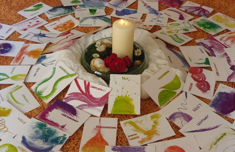 Frauenliturgien im Haus der Frauen / Haus der Frauen Einmal monatlich montags um 19.07 Uhr finden im Haus der Frauen Frauenliturgien statt.