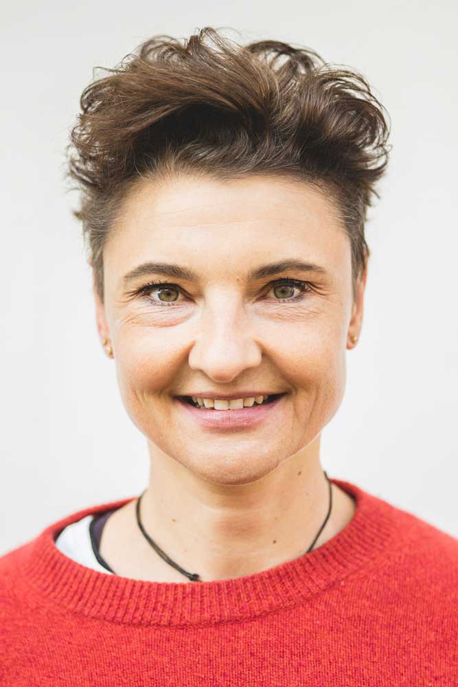 Marietheres Arvay / Lex Karelly Marietheres Arvay, Yoga- & Meditationslehrerin