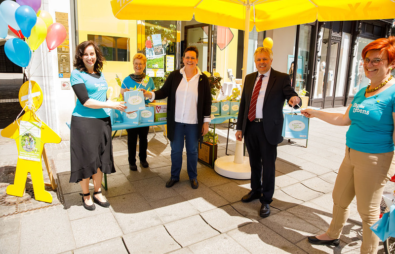 Arbeitskreis Umfassender Schutz des Lebens Auch im Vorjahr konnten durch die Verteilung von kleinen Überraschungen Spendengelder für verschiedene Projekte gesammelt werden.
