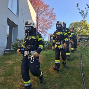 Die Übung wurde mit schwerem Atemschutz durchgeführt